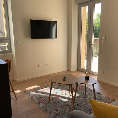 Appartamento Neuf Avec Terrasse Centre